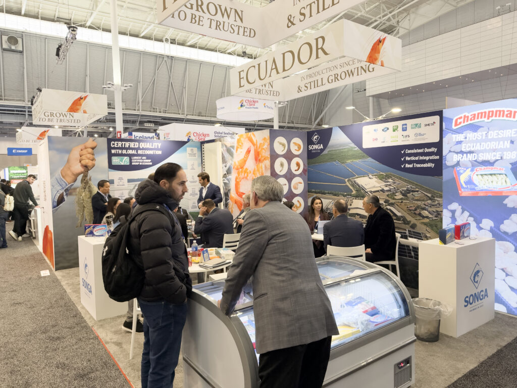 ECUADOR FIRST CLASS SHRIMP SIGUE CRECIENDO: EN SEAFOOD EXPO NORTH AMERICA TUVO EL PABELLÓN MÁS GRANDE EN SU HISTORIA